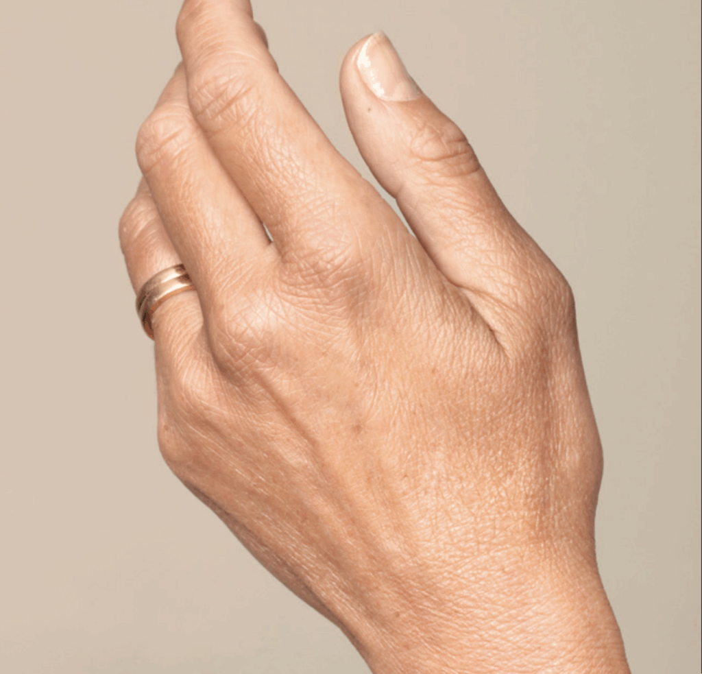 Verouderde handen skinboosters voor